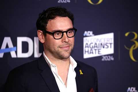 Scooter Braun Says Dispute With Taylor Swift Turned Him Into a ‘Villain’ Overnight: ‘I Don’t Know..