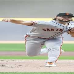 After getting blown out, Giants’ ace Landen Roupp dealing with back issue