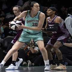 Liberty get best of former coach in dominant win over Tempo