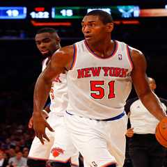 Metta Sandiford-Artest makes rare appearance wearing his own jersey at Knicks-Spurs Game 4