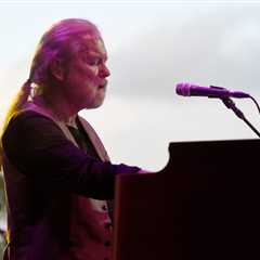 Gregg Allman on Rivalry with Brother Duane: ‘I Spent My Life Trying to Impress Him’