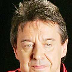 Chicago Founding Member Walter Parazaider Dead at 81 Following Alzheimer's Diagnosis