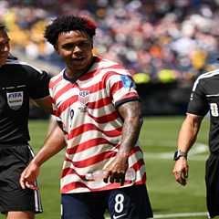 Weston McKennie’s ex Chiara rocks revealing blue top before USA World Cup game