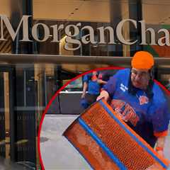 JPMorgan Chase Reportedly Fires Senior Executive Who Stole Trash Bin During Knicks Parade