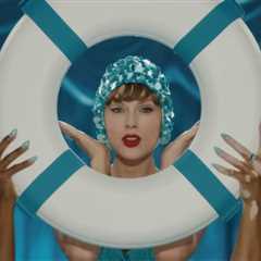 New Taylor Swift Display Opens in the Rock & Roll Hall of Fame’s ‘Legends of Rock’ Exhibit