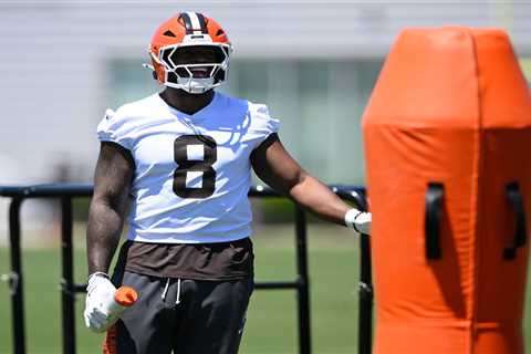 Why newest Browns star is wearing teammate’s number in awkward scene