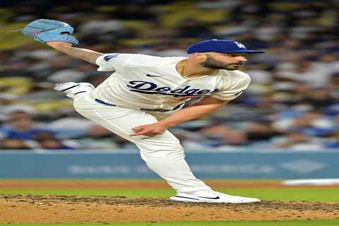 Dodgers’ bullpen not cause for concern yet, but uncomfortable moments linger