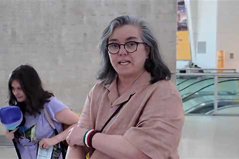 Rosie O' Donnell Shows Off Facelift After Landing in NYC