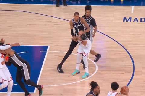 Knicks fans chant ‘f–k you, Wemby’ as Spurs star Victor Wembanyama becomes new Garden villain
