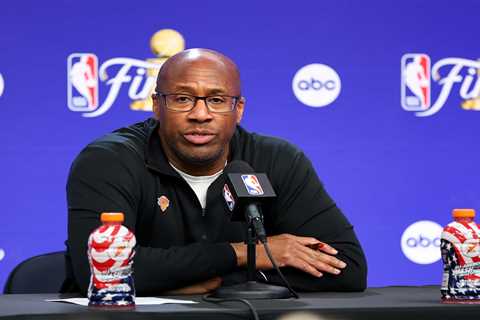Charles Barkley isn’t buying Mike Brown’s ref complaints after Knicks lose Game 3