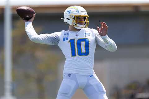 Jim Harbaugh explains Justin Herbert’s unusual offseason workload management