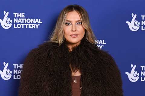 Little Mix’s Perrie Edwards Posts Stunning Photos of Wedding To Soccer Star Alex Oxlade-Chamberlain ..