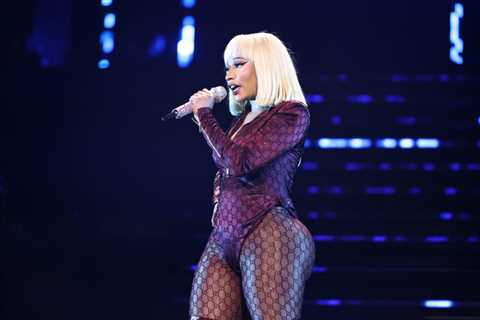 Nicki Minaj Explains Why She Wishes She Could Go Back & Change a Lot of Her Old Lyrics