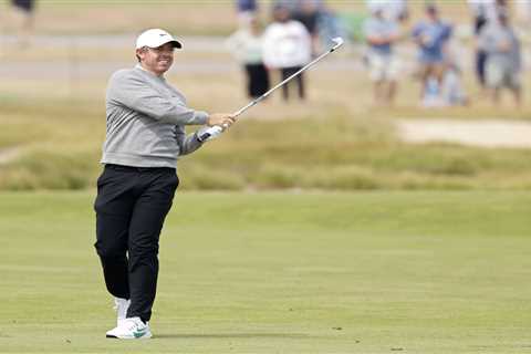Rory McIlroy fights through ‘tough’ US Open conditions to finish first round at 1-under