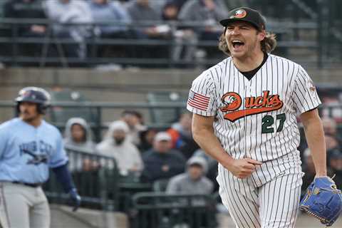 Trevor Bauer ends Long Island Ducks tenure to chase MLB return with Mexican team
