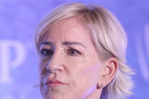 Tennis Legend Chris Evert Reveals Cancer Return, Surgery