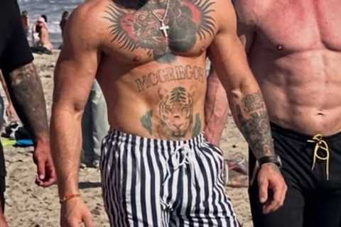 UFC star Conor McGregor spotted walking on sand at Laguna Beach