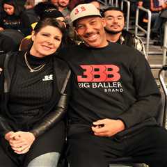 Lonzo Ball sheds light on parents’ breakup: Mom was ‘damn-near forced to leave’ LaVar Ball