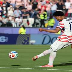 Malik Tillman’s impressive free kick helps propel USMNT to Round of 16