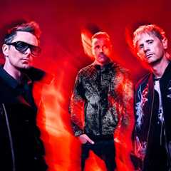Muse Soar to No. 1 on U.K.’s Albums Chart with ‘The Wow! Signal’