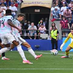 Alex Morgan causes stir with patriotic USA outfit at World Cup game vs. Belgium