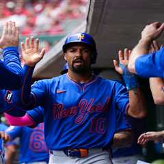 Marcus Semien has seen how a team like the Mets can escape their doldrums