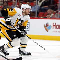 Devils sign Anthony Mantha to two-year $9.5 million deal after career season