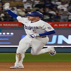Why Dodgers shouldn’t wait to extend Freddie Freeman’s contract