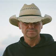 Kenny Chesney Rewrites Top 10 Record on Country Airplay Chart With ‘Carry On’