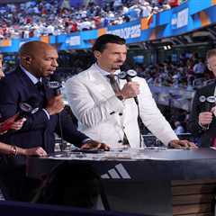 Alexi Lalas calls out Argentina over ‘weak’ World Cup move