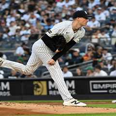 Yankees relievers quiet Dodgers lineup to salvage doubleheader split after Aaron Boone’s Game 1..