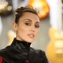 Miley Cyrus Signs With Atlantic Records