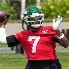 Geno Smith laments being a potential Jets ‘distraction’ in tumultuous offseason