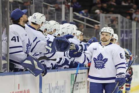 Islanders add Matias Maccelli and ex-Blues defenseman in quiet opening to NHL free agency