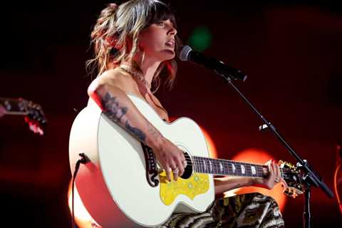 Ella Langley’s ‘Choosin’ Texas’ Extends No. 1 Run on Billboard Hot 100 to 13 Weeks