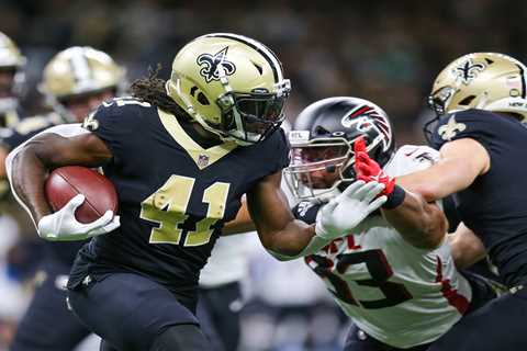 Alvin Kamara strikes new contract with Saints after months of NFL uncertainty