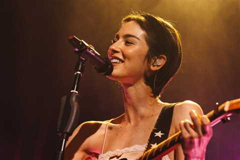 Gracie Abrams Shares Voice Notes From Upcoming ‘Daughter From Hell’ Tracks, Including One With an..