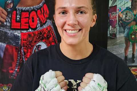 Boxing star Hannah Rapp killed by alleged road rage driver while cycling in Texas