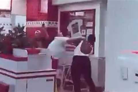 In-N-Out Fight Breaks Out Between Employee & Customer, on Video!