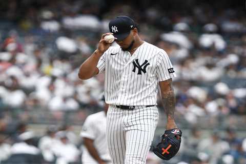 Yankees not yet ready to ‘cast off’ struggling Camilo Doval nearly one year after brutal deadline..
