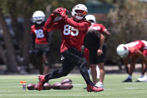 Cardinals star Trey McBride pulls about-face after dig at team’s fan base