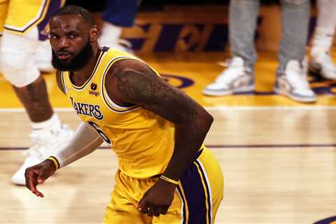 Why LeBron James turned down $20M offer to stay in Los Angeles