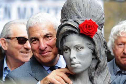 Amy Winehouse’s Father Must Pay $1M to Her Friends After ‘Baseless’ Failed Lawsuit Over Auction
