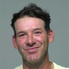 Tony Romo faces uphill battle to reclaim CBS job after OWI arrest leads to indefinite leave