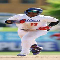 Dodgers scratch top prospects amid trade deadline rumors, but no known deal done yet