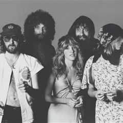 Fleetwood Mac’s ‘Greatest Hits’ Reaches Even Greater Heights, Hitting New Peak on Album Charts