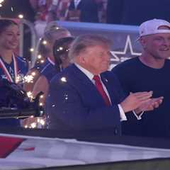 Pat McAfee greets President Trump ahead of Patriot Games on ESPN
