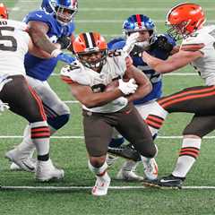 Former Pro Bowl running back Nick Chubb announces NFL retirement