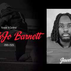 College football player dies after collapsing on field during season opener