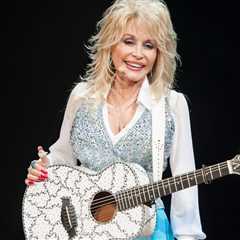 Dolly Parton To Be Honored With Two-Day DOLLYFEST in 2027
